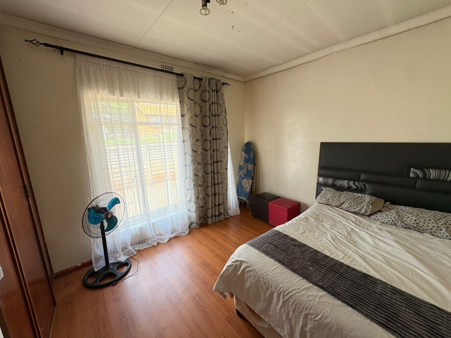 3 Bedroom Property for Sale in Lower Bo-dorp North West